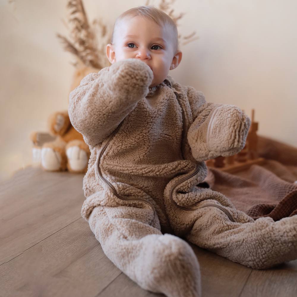 PELUCHE teddy suit w. ears